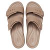 Sandale compensée basse Brooklyn Crocs (femmes) « Latte » 207431-2Q9