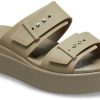 Sandale compensée basse Crocs Brooklyn (femmes) « Beige » 207431-260