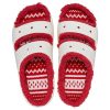 Sandale pull Crocs Classic Cozzzy Holiday (femmes) « Blanc rouge » 209227-90H