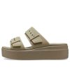 Sandales basses Crocs Brooklyn (femmes) « Kaki » 207431