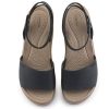 Sandales compensées à bride cheville Crocs Brooklyn (femmes) « Noir beige » 209406-07H