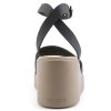Sandales compensées à bride cheville Crocs Brooklyn (femmes) « Noir beige » 209406-07H