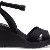 Sandales compensées à brides croisées Crocs (femmes) Leigh II « Noir » 204950-060
