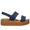 Sandales compensées tissées Crocs Brooklyn (femmes) « Bleu marron » 209977-410