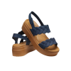 Sandales compensées tissées Crocs Brooklyn (femmes) « Bleu marron » 209977-410