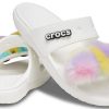 Sandales Crocs Classic Fur Sure à 2 brides « Blanc » 207405-100