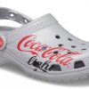 Sandales Crocs Coca Cola x Crocs Crossover Light X Outdoor à talon plat, style décontracté, unisexe, grises, 207220-030