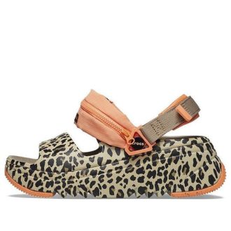Sandales Crocs Hiker Xscape Animal (femmes) « Kaki Leopard » 208611-2BY