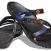 Sandales décontractées Crocs Kadee (femmes) Tie Dye Noir 206894-001
