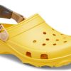 Sandales de plage Crocs Classic Clog unisexes jaunes 206340-700