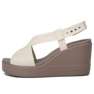 Sandales légères Crocs Brooklyn (femmes) – Gris ciment – 206222-16T
