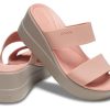 Sandales légères Crocs Brooklyn (femmes) rose pâle 206219-6RL