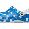 Sandales légères et confortables Crocs (femmes) USA à imprimé motif bleu rouge 205974-94S