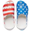 Sandales légères et confortables Crocs (femmes) USA à imprimé motif bleu rouge 205974-94S