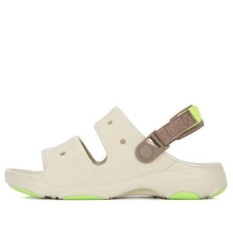 Sandales tout-terrain Crocs Classic « Beige » 207711-2Y3