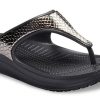 Tongs Crocs (femmes) à semelle épaisse, couleur cuivre noir 205604-0FG