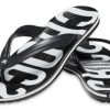 Tongs imprimées Crocs Crocband, noir et blanc, 205943-066