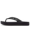 Tongs à plateforme Crocs Classic (femmes) « Noir » 207714-001
