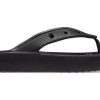 Tongs à plateforme Crocs Classic (femmes) « Noir » 207714-001